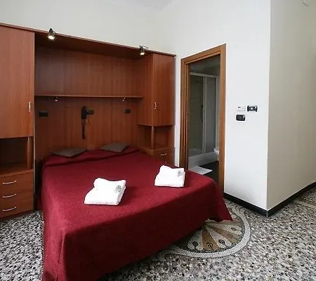 Le Tre Stazioni جنوة