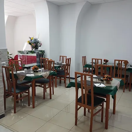 勒特瑞斯塔泽奥尼酒店